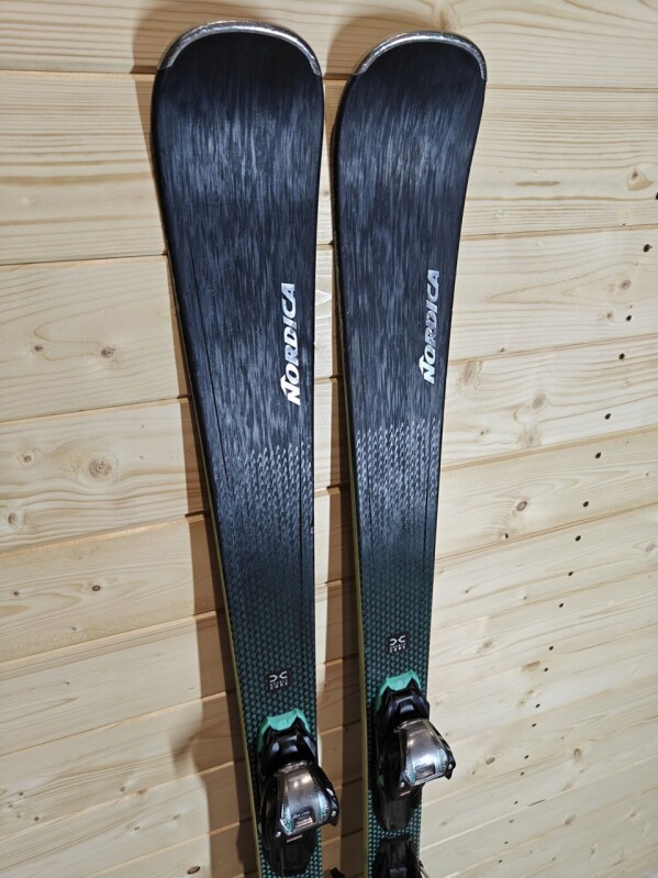 LYŽE NORDICA BELLE DC 78 156CM